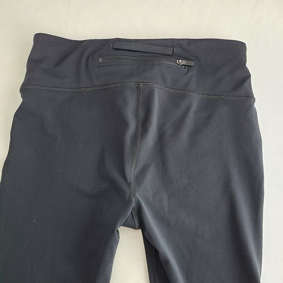 Under Armour Women's (XS/S) Black Capri Leggings Activewear - Picture 6 of 7
